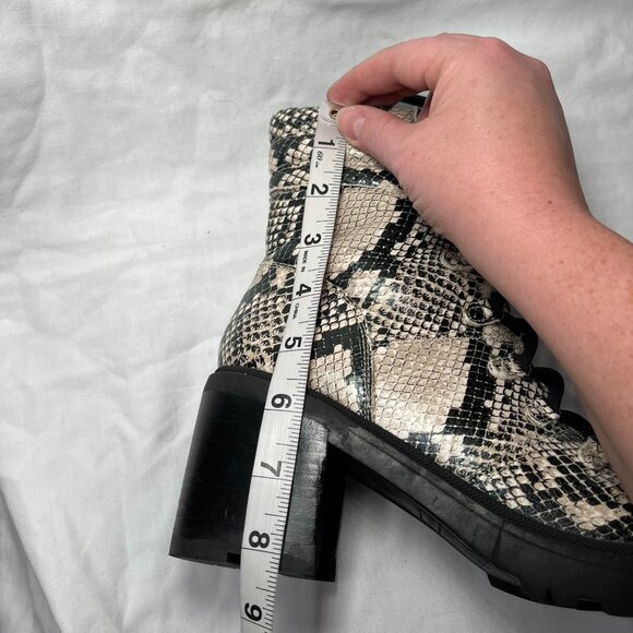 Marc Fisher Laboni Snake Print Lace-Up With Side Zip Combat Boots Womens 7.5 - Picture 6 of 12
